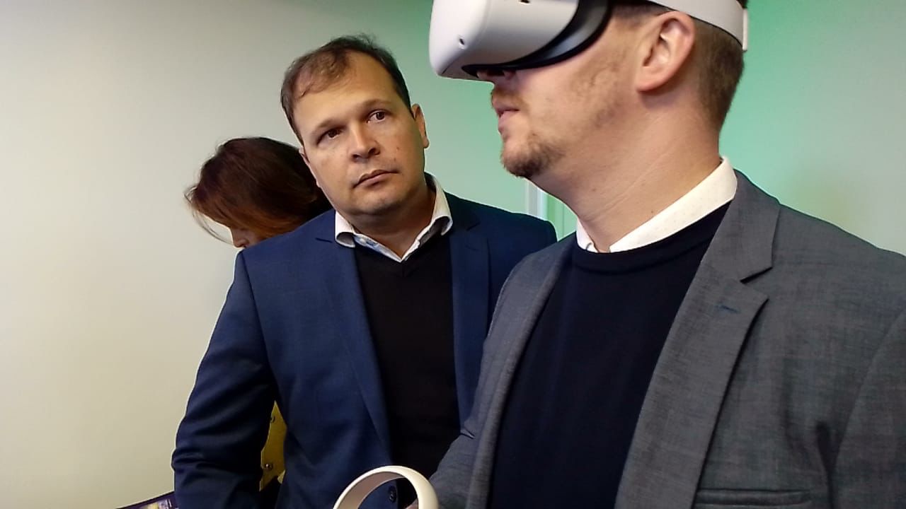 Experiência imersiva de aprendizagem médica em realidade virtual